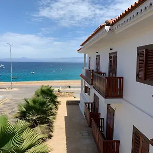 Casa Evora - Luxury And Front Maison d'hôtes