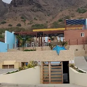 House Hotel